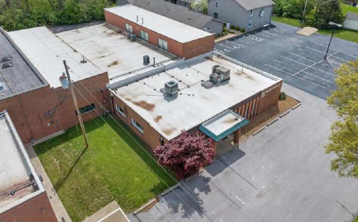 Pictures of Retail, Office, Industrial property located at 2222 Mason Lane, Ballwin, MO 63021 for lease - image #1