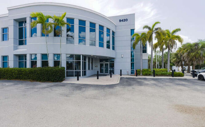 Pictures of Office property located at 9420 Bonita Beach Rd SE, Bonita Springs FL, Bonita Springs, FL 34135 for lease - image #1