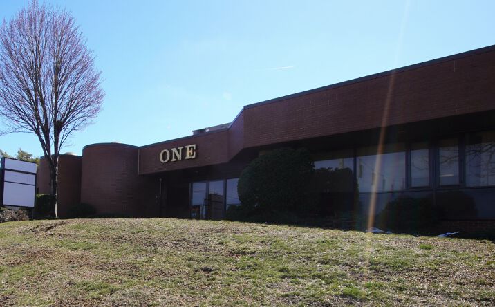 Pictures of Retail, Office property located at 1 Michael Ave, Farmingdale, NY 11735 for lease - image #1