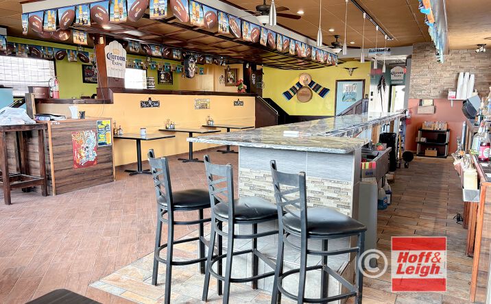 Pictures of Retail property located at 1572 W 117th St, Lakewood, OH 44107 for lease - image #1