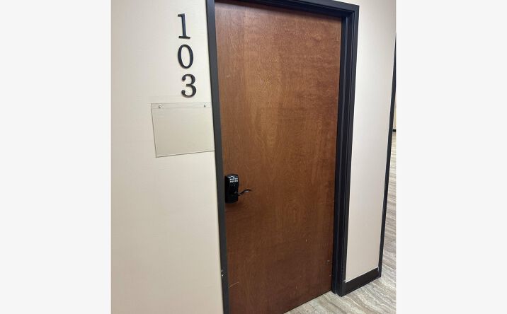 Pictures of Office, Special Purpose, Retail property located at 2307 Bandera Rd, San Antonio, TX 78228 for lease - image #1
