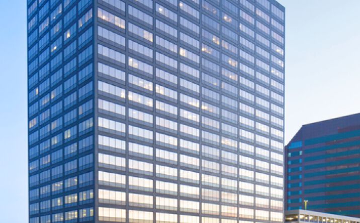 Pictures of Office property located at 10960 Wilshire Blvd, Los Angeles, CA 90024 for lease - image #1