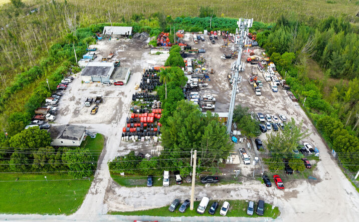 Pictures of Land property located at 90 NW 137th Ave, Miami, FL 33182 for lease - image #1