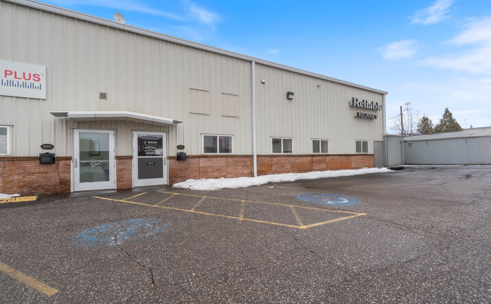 Pictures of Office property located at 610 Ogden Ave, Superior, WI 54880 for lease - image #1
