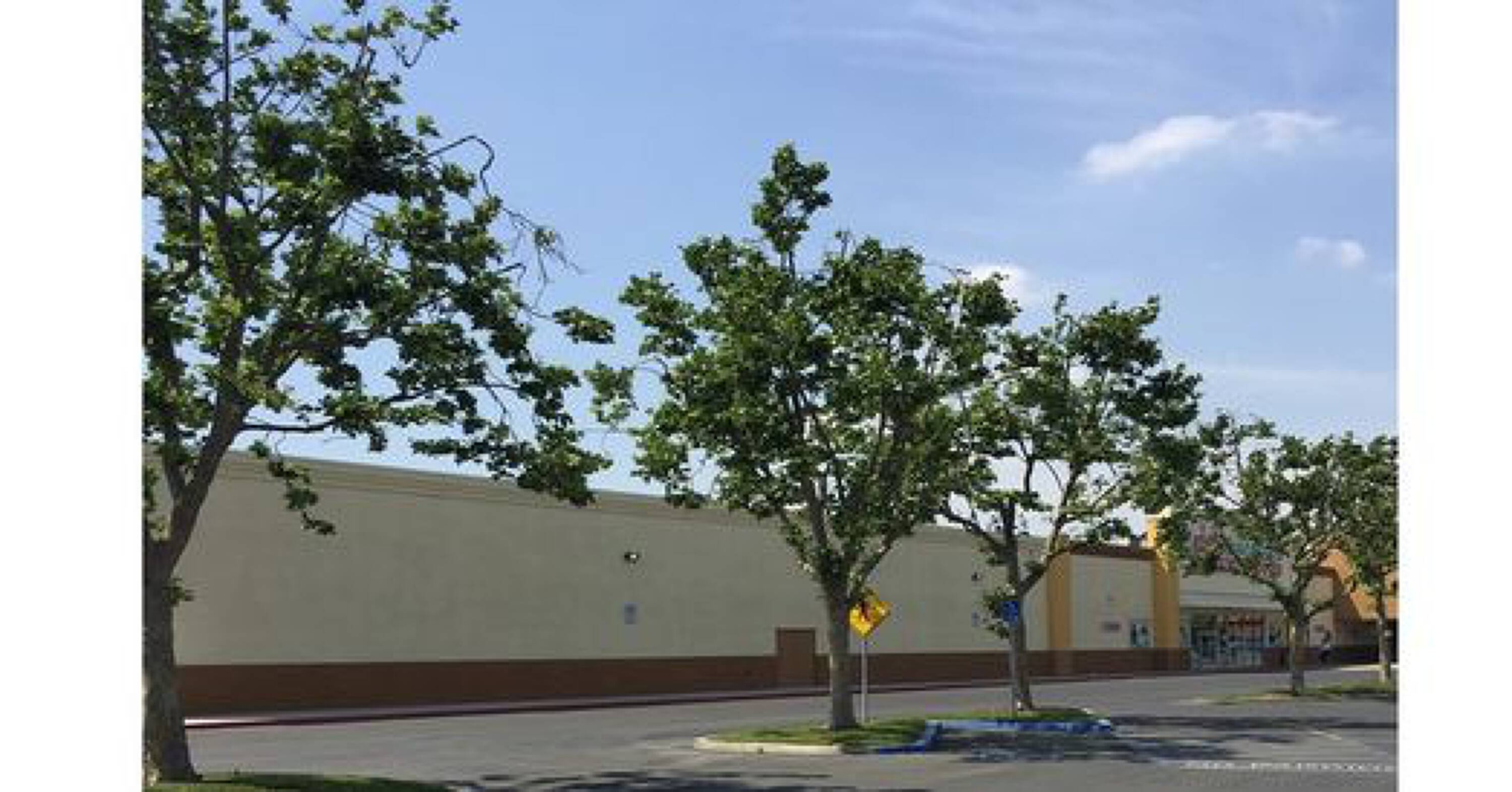 Tulare Pavilion Center, Tulare, CA 93274