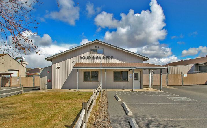 Pictures of Industrial property located at 520 SE Bridgeford Blvd., Bend, OR 97702 for lease - image #1