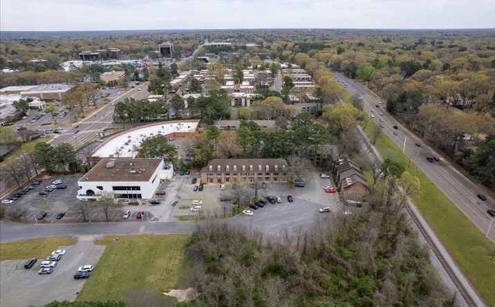 Pictures of Office, Retail property located at 1850 Poplar Crest Cove, Memphis, TN 38119 for lease - image #1