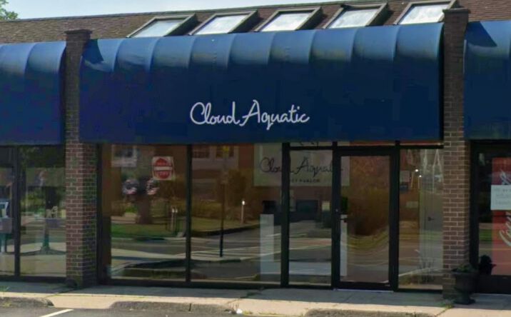 Pictures of Retail property located at 8 E Prospect St, Waldwick, NJ 07463 for lease - image #1