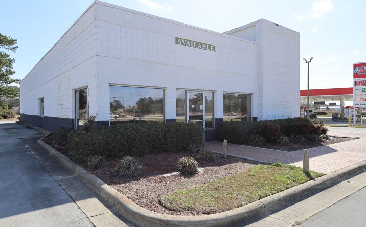 Pictures of Retail, Restaurant property located at 1512 US-70, New Bern, NC 28560 for lease - image #1