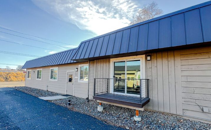 Pictures of Office property located at 2524 NE Division St, Bend, OR 97703 for lease - image #1