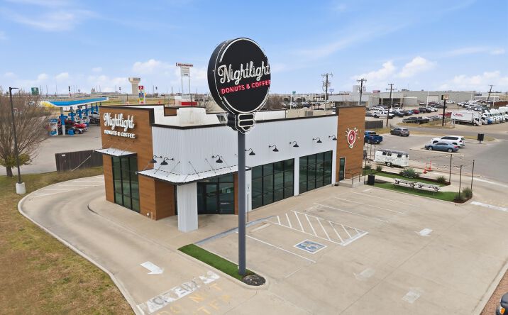 Pictures of Retail property located at 6500 Woodway Dr, Suite 100, Waco, TX 76712 for lease - image #1