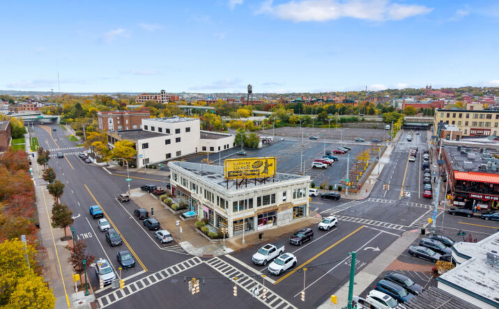 Pictures of Office, Restaurant property located at 308 W Genesee St, Syracuse, NY 13202 for lease - image #1
