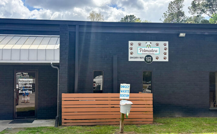 Pictures of Retail, Industrial property located at 622 Old Trolley Road Suite 120, Summerville, SC 29485 for lease - image #1