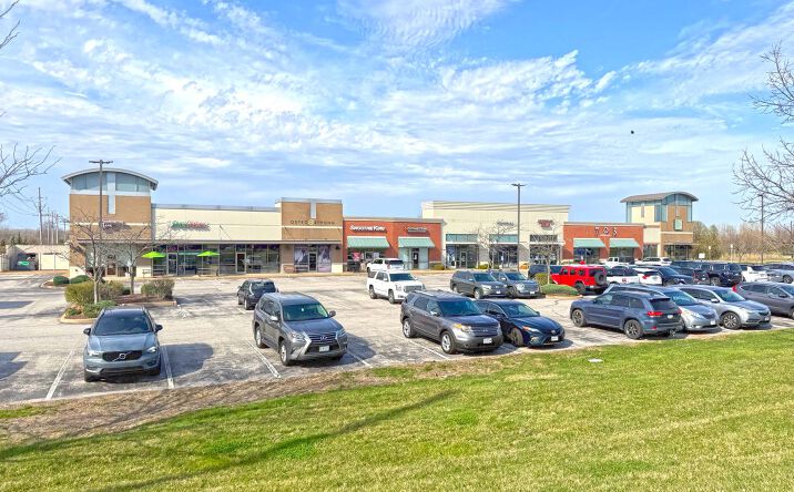 Pictures of Retail property located at 703 Long Road Crossing, Chesterfield, MO 63005 for lease - image #1