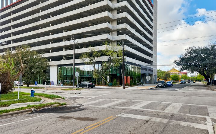 Pictures of Office property located at 5501 La Branch St, Suite 13, Houston, TX 77004 for lease - image #1