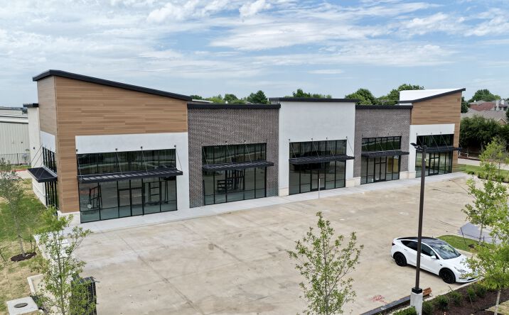Pictures of Retail, Restaurant property located at 9420 Virginia Parkway, McKinney, TX 75071 for lease - image #1