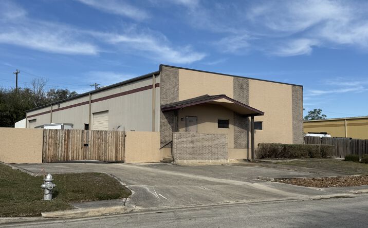 Pictures of Industrial property located at 16131 College Oak, San Antonio, TX 78249 for lease - image #1