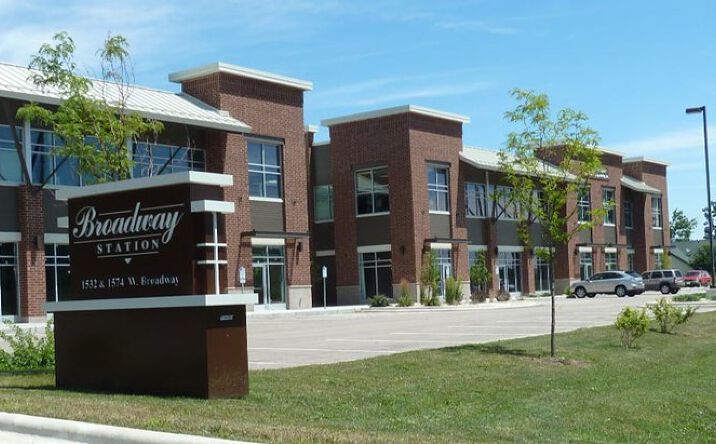 Pictures of Retail, Office property located at 1574 W Broadway, Madison, WI 53713 for lease - image #1