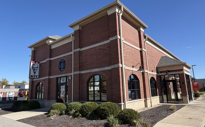 Pictures of Restaurant, Retail property located at 1331 S Rangeline Rd, Carmel, IN 46032 for lease - image #1