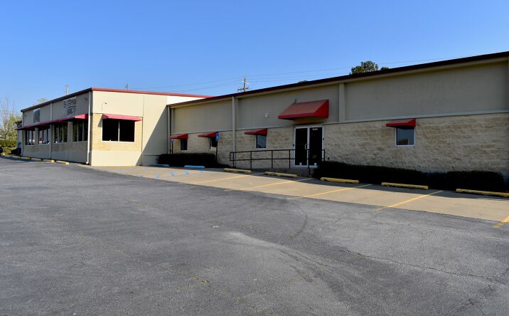 Pictures of Retail, Office property located at 3615 S Railroad St, Phenix City, AL 36867 for lease - image #1