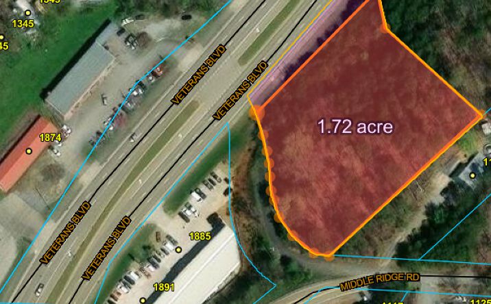 Pictures of Land property located at 1871 Veterans Blvd, Sevierville, TN 37862 for lease - image #1
