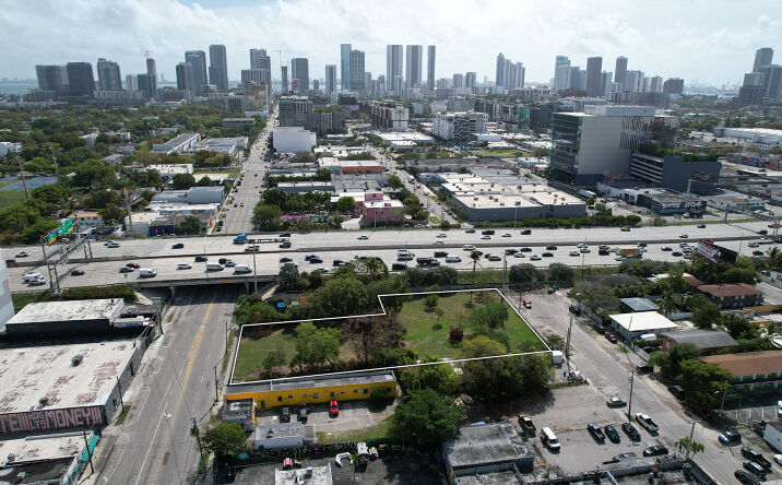 Pictures of Land property located at 654 NW 29th St, Miami, FL 33127 for lease - image #1