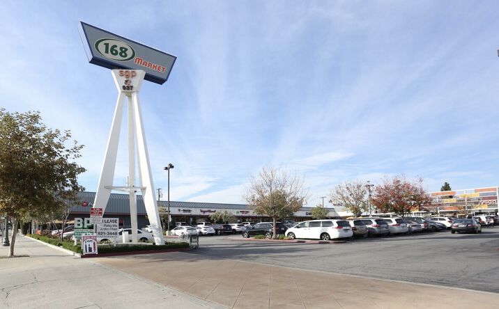 Pictures of Retail property located at 937 E Las Tunas Dr, San Gabriel, CA 91776 for lease - image #1