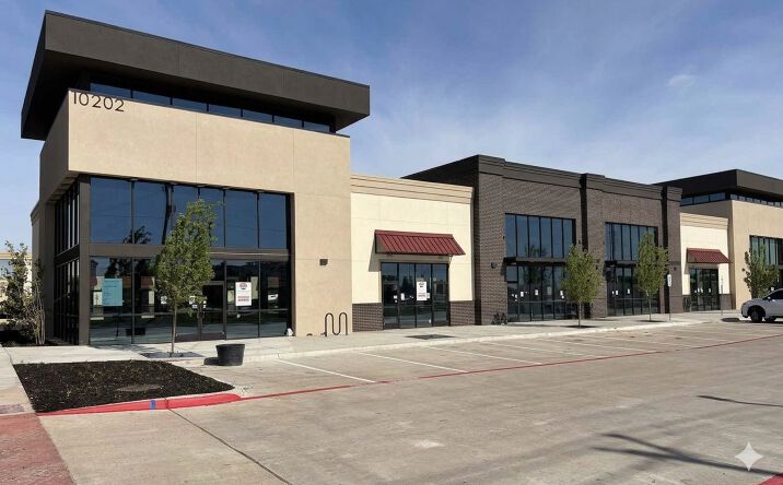 Pictures of Retail property located at 10202 Coit Rd, Frisco, TX 75035 for lease - image #1