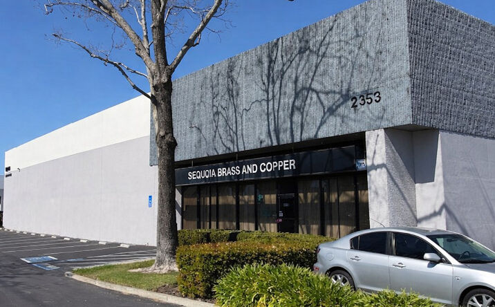 Pictures of Industrial property located at 2353 Industrial Pkwy W, Hayward, CA 94545 for lease - image #1