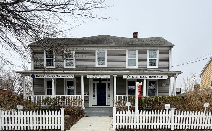 Pictures of Retail, Office property located at 129 Main St, Old Saybrook, CT 06475 for lease - image #1
