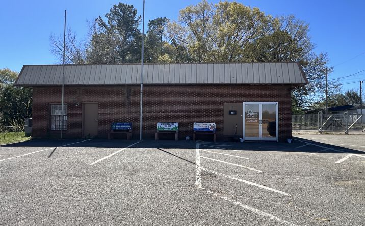Pictures of Retail, Restaurant, Special Purpose property located at 612 Slater St, Kings Mountain, NC 28086 for lease - image #1