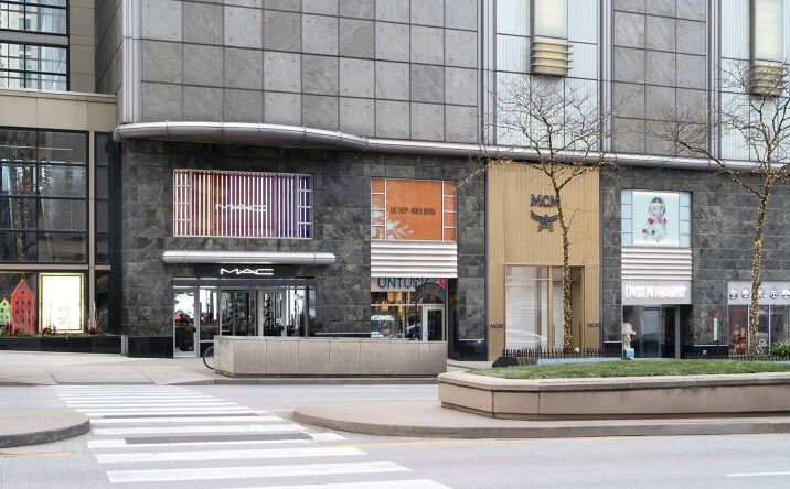 Pictures of Retail property located at 520 N Michigan Ave, Chicago, IL 60611 for lease - image #1