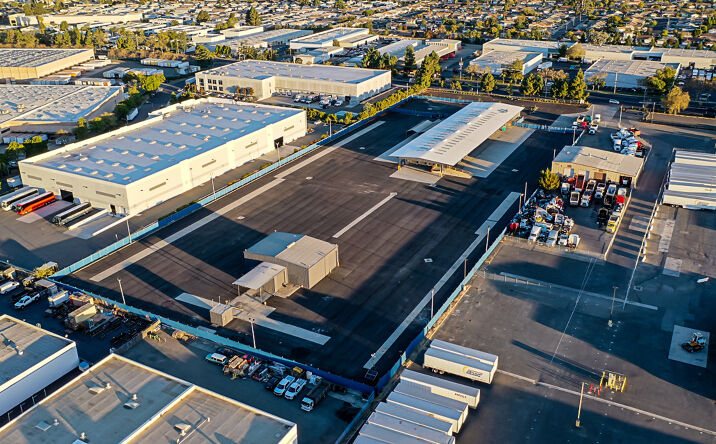 Pictures of Industrial property located at 2348 Industrial Pkwy W, Hayward, CA 94545 for lease - image #1