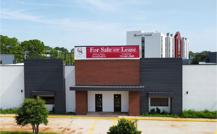 Pictures of Retail, Office property located at 307 N Sam Houston Pkwy E, Houston, TX 77060 for lease - image #1
