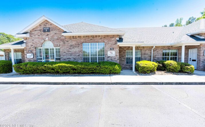 Pictures of Office property located at 13500 Sutton Park Dr N, Jacksonville, FL 32224 for lease - image #1
