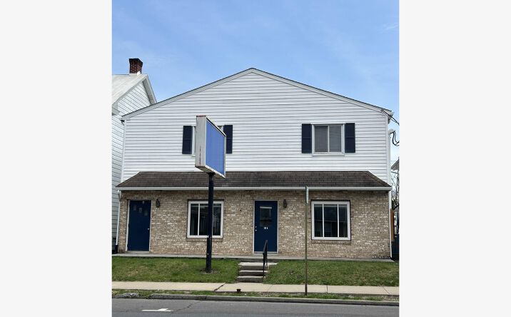 Pictures of Office property located at 124 E Main St, Palmyra, PA 17078 for lease - image #1