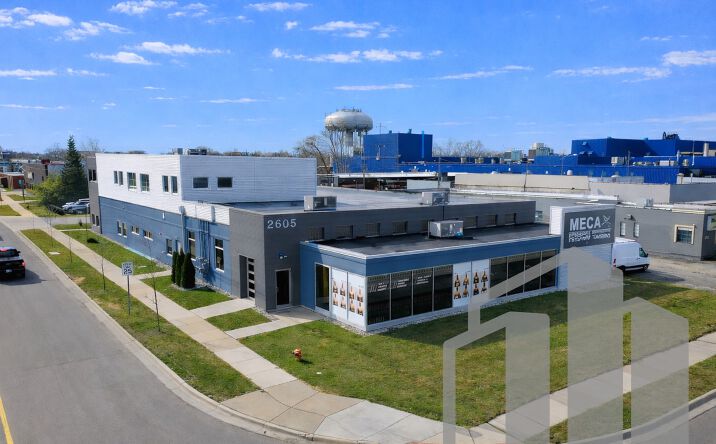 Pictures of Retail, Office, Industrial property located at 2605 W 14 Mile Rd, Royal Oak, MI 48073 for lease - image #1