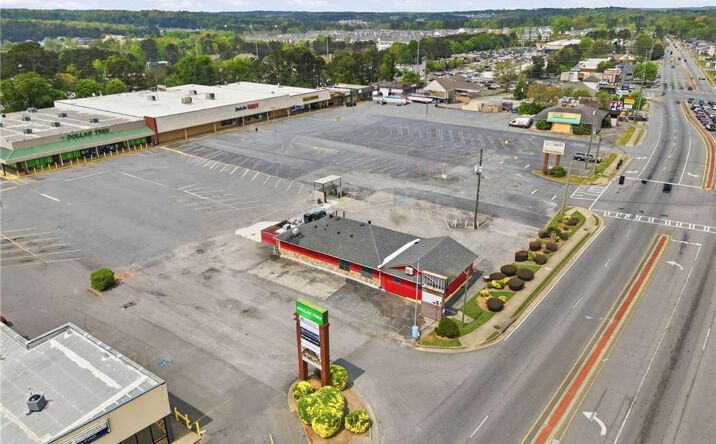 Pictures of Restaurant property located at 9770 Main Street, Woodstock, GA 30188 for lease - image #1