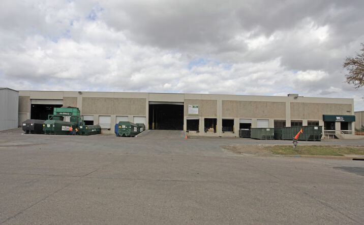 Pictures of Industrial property located at 1923 Meridian St, Arlington, TX 76011 for lease - image #1