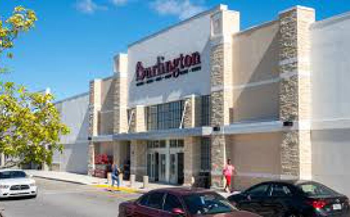 Pictures of Retail property located at 19101 S Dixie Hwy, Miami, FL 33157 for lease - image #1