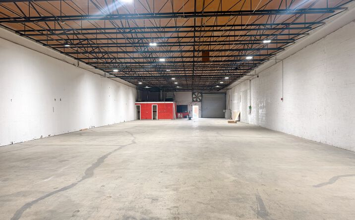 Pictures of Industrial property located at 2185 E 10th Ave, Hialeah, FL 33013 for lease - image #1