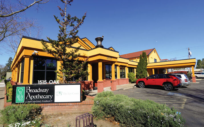 Pictures of Office property located at 1515 Oak St, Eugene, OR 97401 for lease - image #1