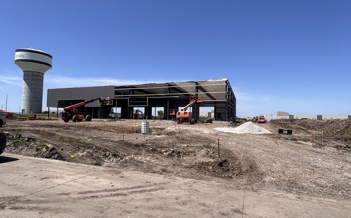 Pictures of Industrial property located at 1305 SE 25th St, Grimes, IA 50111 for lease - image #1