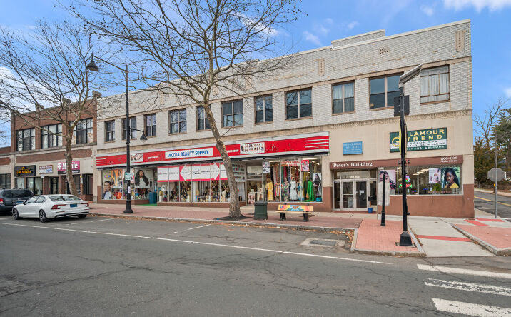 Pictures of Restaurant, Retail property located at 806 Main St, Manchester, CT 06040 for lease - image #1