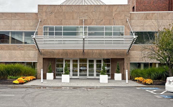 Pictures of Office property located at 3 Allied Dr, Suite 303, Dedham, MA 02026 for lease - image #1