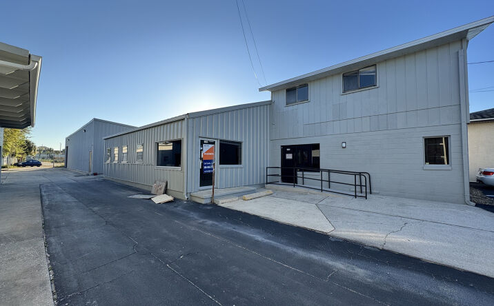 Pictures of Retail, Office, Industrial property located at 515 Carswell Ave, Building 105, Holly Hill, FL 32117 for lease - image #1