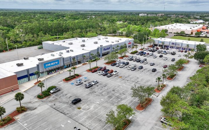 Pictures of Retail property located at 3045 Columbia Blvd, Titusville, FL 32780 for lease - image #1