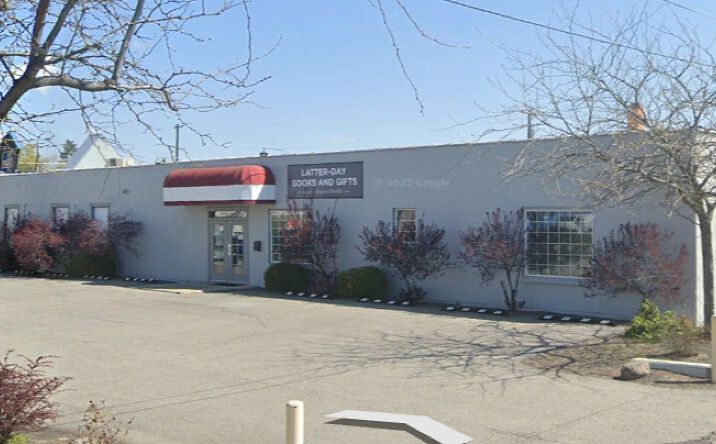 Pictures of Retail, Office property located at 11811 E 1st Ave, Spokane Valley, WA 99206 for lease - image #1