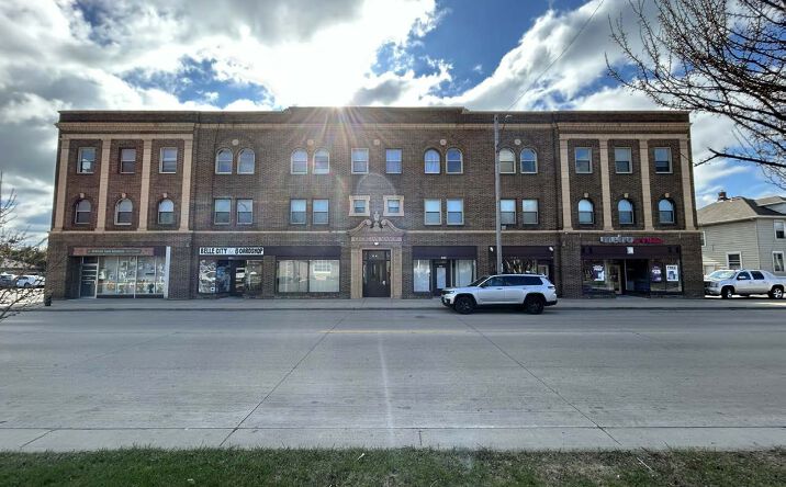 Pictures of Retail property located at 1911 Taylor Ave, Racine, WI 53403 for lease - image #1