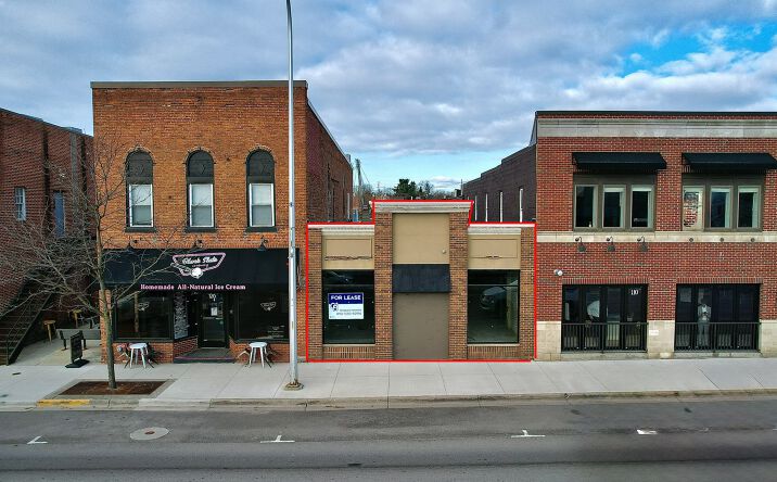Pictures of Retail, Office, Restaurant property located at 118 E Grand River Ave, Brighton, MI 48116 for lease - image #1